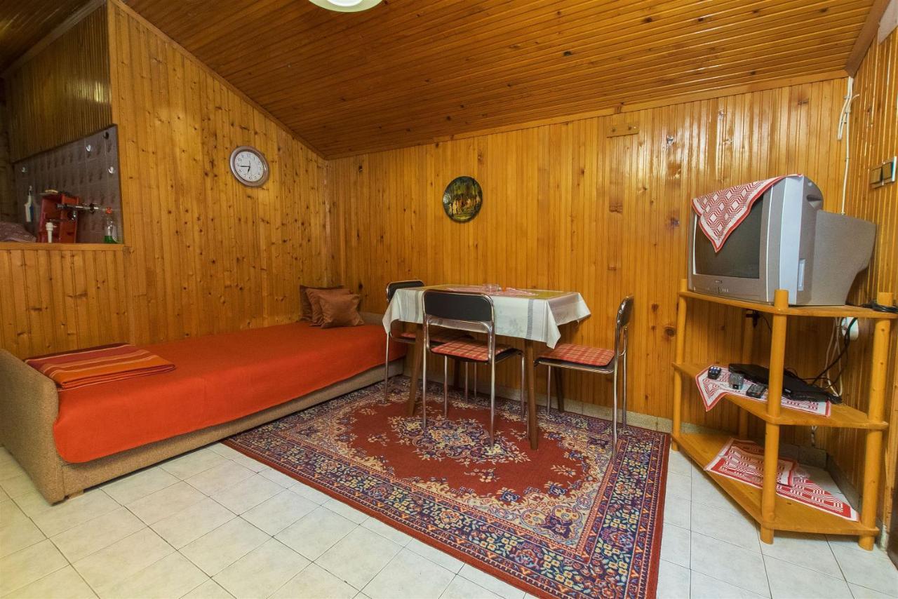 Apartments Pavlina Starigrad Paklenica Exterior photo